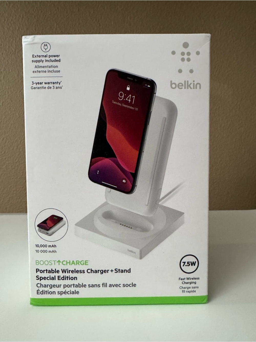 belkin White Portable Wireless Charger & Stand - Boost Charge
